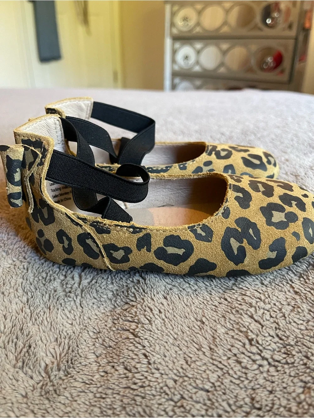 Monkey Feet stylish leopard